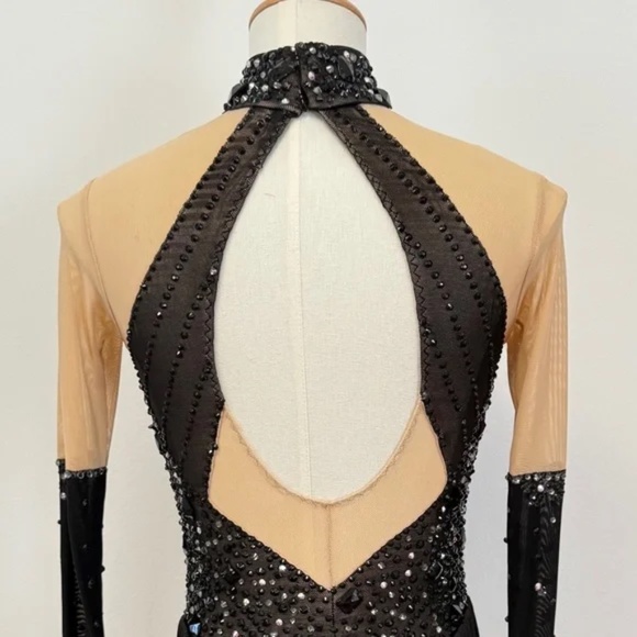 Custom Figure Skating Competition Dress - Girls Size 11/12 - Picture 11 of 16